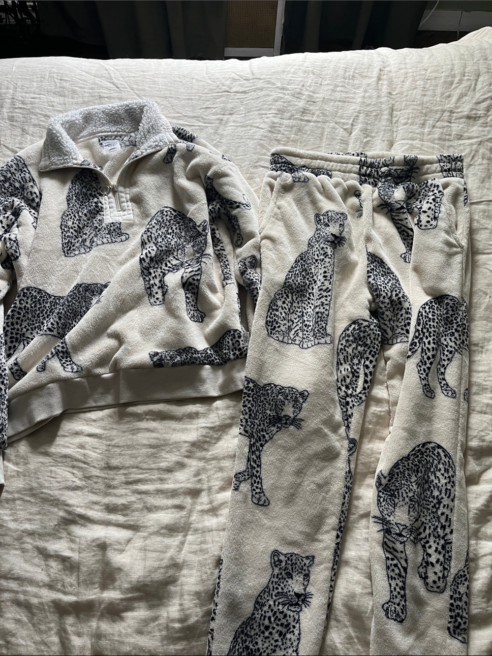 Chelsea Peers Fleece Pj Set